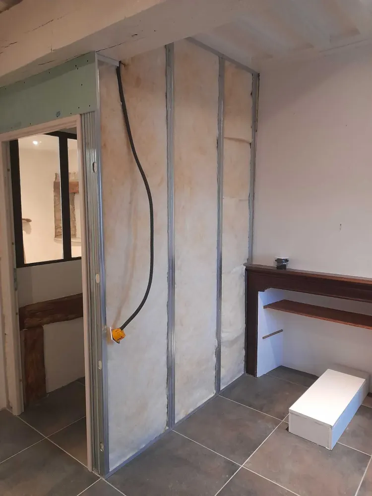 Pose d'isolation à Bussy-le-Grandwebp