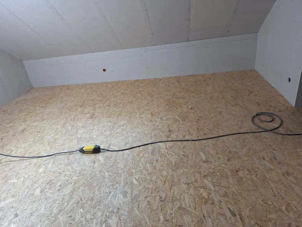 RECALAGE PLANCHER EN CHEVRON