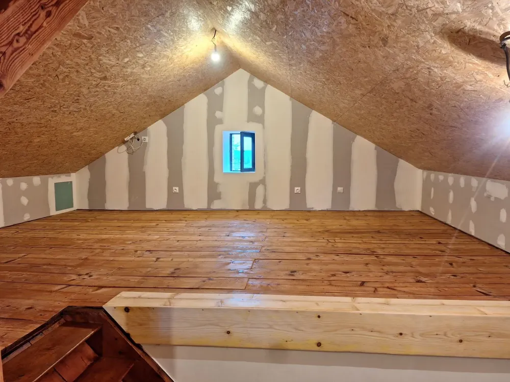 Amenagement de combles  à Bussy-le-Grand